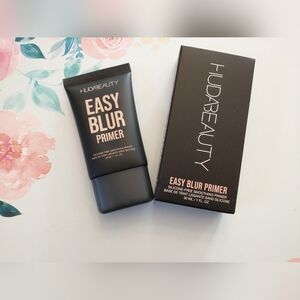 HUDA Beauty Easy Blur Silicone-Free Smoothing & Pore-minimizing Primer